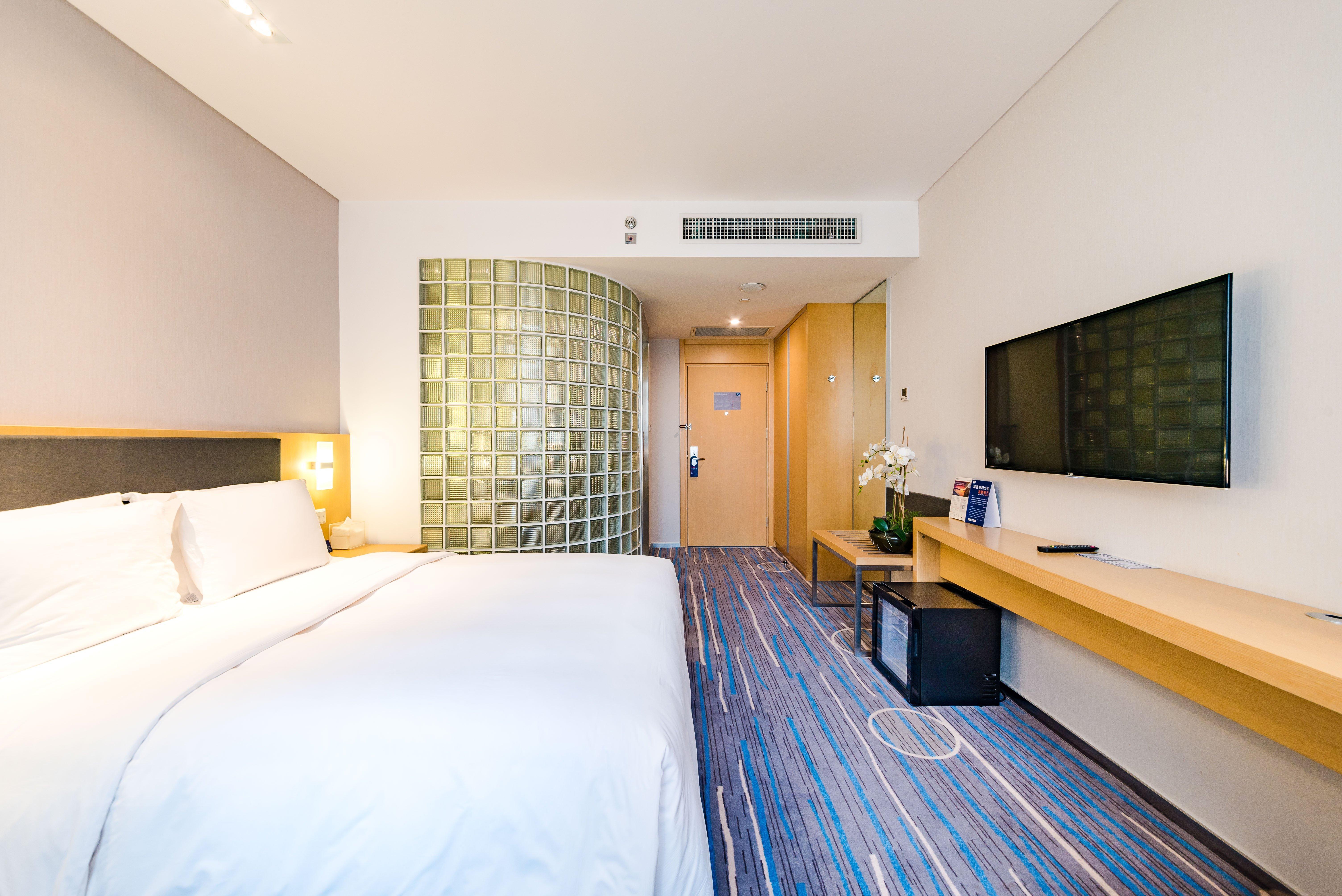 Holiday Inn Express Shijiazhuang Heping, An Ihg Hotel Экстерьер фото